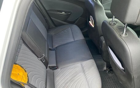 Opel Astra J, 2013 год, 800 000 рублей, 6 фотография