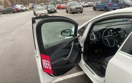 Opel Astra J, 2013 год, 800 000 рублей, 8 фотография