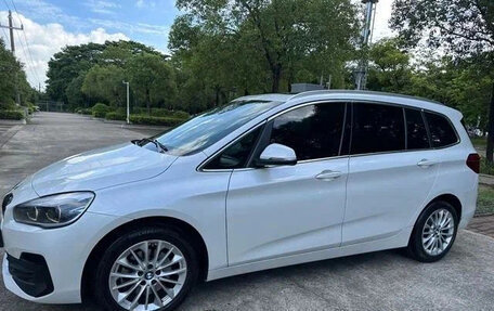 BMW 2 серия Grand Tourer F46 рестайлинг, 2022 год, 2 310 000 рублей, 4 фотография