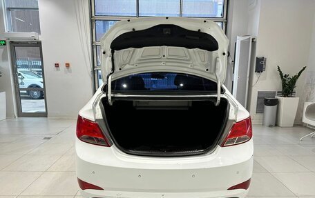 Hyundai Solaris II рестайлинг, 2015 год, 945 000 рублей, 6 фотография