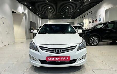 Hyundai Solaris II рестайлинг, 2015 год, 945 000 рублей, 2 фотография