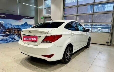 Hyundai Solaris II рестайлинг, 2015 год, 945 000 рублей, 4 фотография