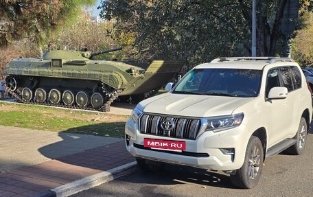 Toyota Land Cruiser Prado 150 рестайлинг 2, 2010 год, 3 000 000 рублей, 3 фотография