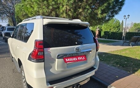 Toyota Land Cruiser Prado 150 рестайлинг 2, 2010 год, 3 000 000 рублей, 5 фотография