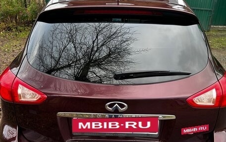 Infiniti QX50 I рестайлинг, 2015 год, 1 950 000 рублей, 3 фотография