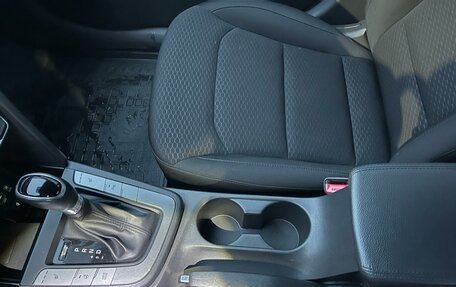 Hyundai Elantra VI рестайлинг, 2019 год, 1 500 000 рублей, 7 фотография