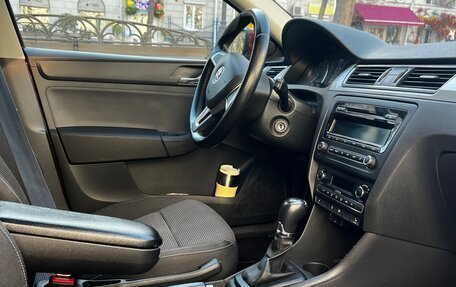 Skoda Rapid I, 2014 год, 990 000 рублей, 8 фотография