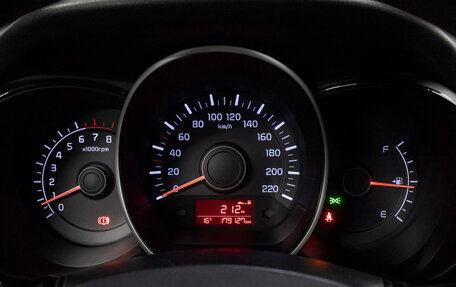 KIA Rio III рестайлинг, 2015 год, 750 000 рублей, 23 фотография