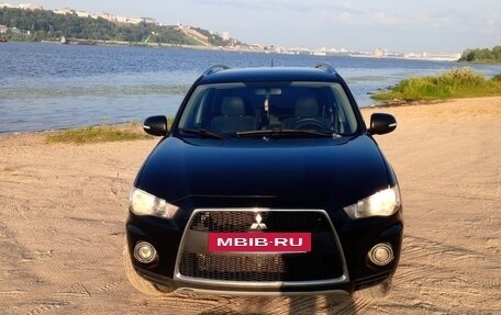 Mitsubishi Outlander III рестайлинг 3, 2010 год, 770 000 рублей, 5 фотография