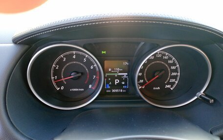 Mitsubishi Outlander III рестайлинг 3, 2010 год, 770 000 рублей, 11 фотография