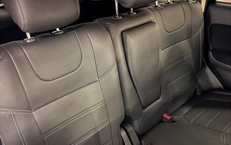 Mitsubishi Outlander III рестайлинг 3, 2018 год, 2 250 000 рублей, 6 фотография