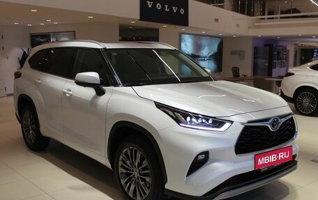 Toyota Highlander, 2025 год, 6 590 000 рублей, 3 фотография