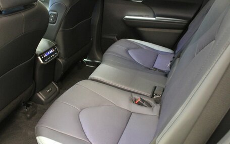 Toyota Highlander, 2025 год, 6 590 000 рублей, 15 фотография