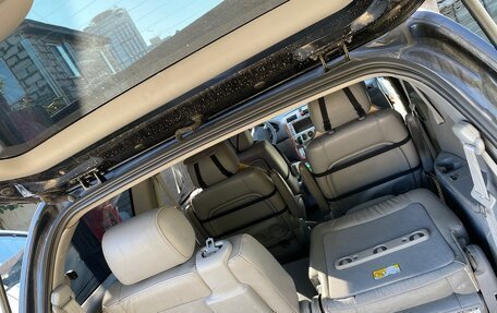 KIA Carnival III, 2005 год, 650 000 рублей, 8 фотография