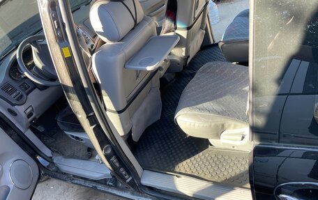 KIA Carnival III, 2005 год, 650 000 рублей, 13 фотография