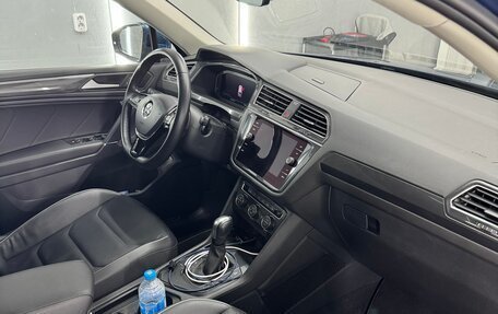 Volkswagen Tiguan II, 2020 год, 3 800 000 рублей, 6 фотография