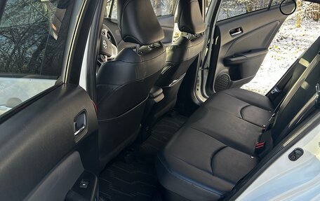 Toyota Prius IV XW50, 2016 год, 1 700 000 рублей, 25 фотография