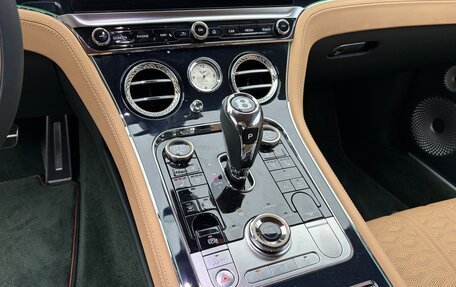 Bentley Continental GT, 2025 год, 44 400 000 рублей, 16 фотография