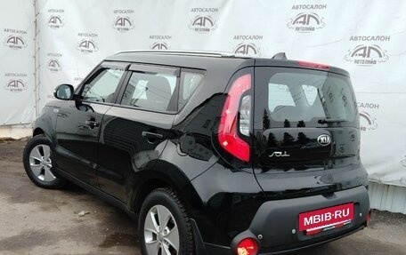 KIA Soul II рестайлинг, 2015 год, 1 179 000 рублей, 3 фотография