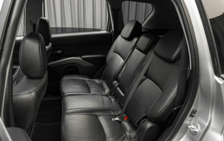 Mitsubishi Outlander III рестайлинг 3, 2007 год, 847 150 рублей, 15 фотография