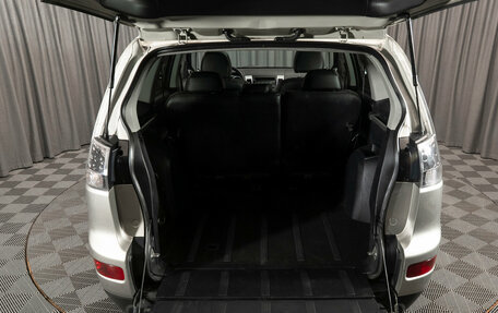 Mitsubishi Outlander III рестайлинг 3, 2007 год, 847 150 рублей, 24 фотография