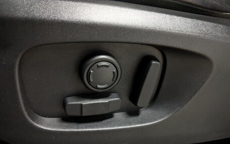 Land Rover Discovery Sport I рестайлинг, 2017 год, 2 070 000 рублей, 21 фотография