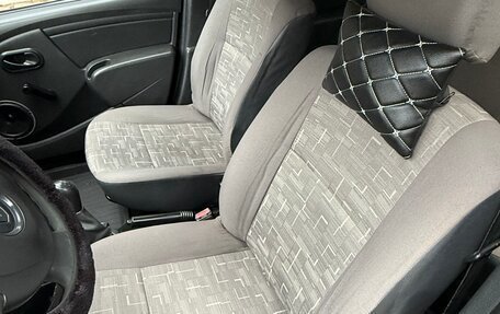 Renault Logan I, 2010 год, 300 000 рублей, 9 фотография