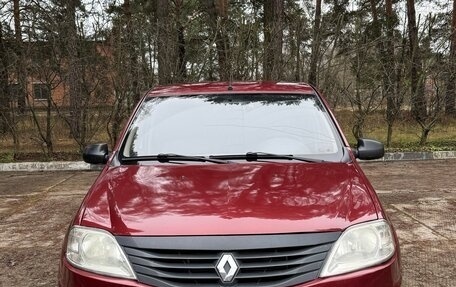 Renault Logan I, 2010 год, 300 000 рублей, 2 фотография