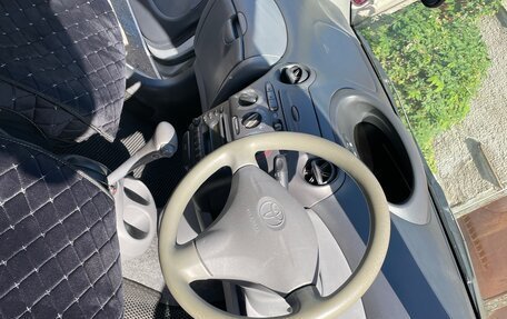 Toyota Vitz, 2001 год, 350 000 рублей, 24 фотография