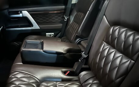 Toyota Land Cruiser 200, 2016 год, 6 900 000 рублей, 13 фотография