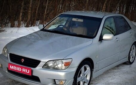 Toyota Altezza, 2002 год, 870 000 рублей, 1 фотография