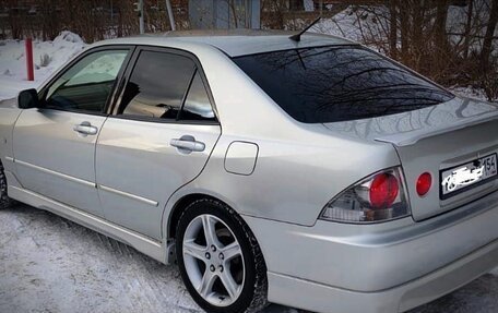 Toyota Altezza, 2002 год, 870 000 рублей, 4 фотография