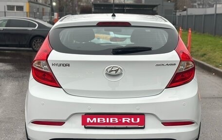 Hyundai Solaris II рестайлинг, 2015 год, 850 000 рублей, 4 фотография