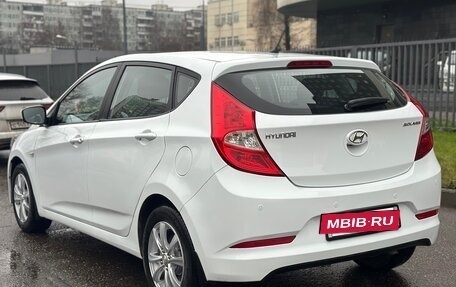 Hyundai Solaris II рестайлинг, 2015 год, 850 000 рублей, 6 фотография