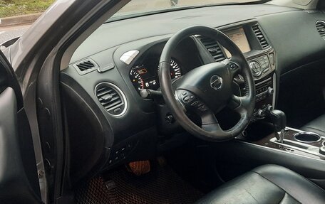 Nissan Pathfinder, 2016 год, 2 000 000 рублей, 3 фотография