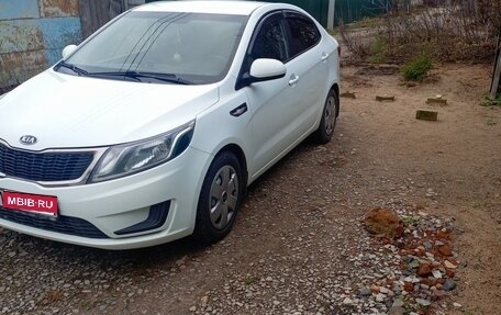 KIA Rio III рестайлинг, 2012 год, 670 000 рублей, 1 фотография