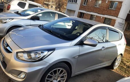 Hyundai Solaris II рестайлинг, 2012 год, 1 050 000 рублей, 1 фотография