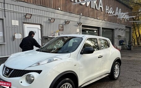 Nissan Juke II, 2011 год, 830 000 рублей, 3 фотография