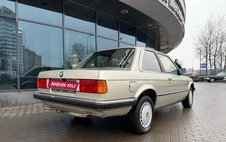 BMW 3 серия, 1986 год, 699 000 рублей, 13 фотография