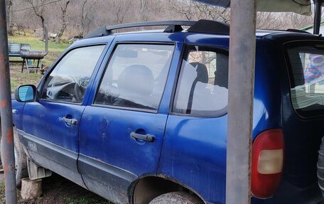 Chevrolet Niva I рестайлинг, 2006 год, 220 000 рублей, 3 фотография