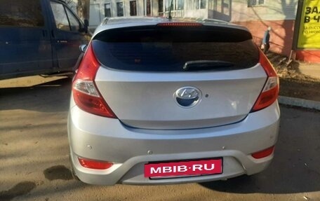 Hyundai Solaris II рестайлинг, 2012 год, 1 050 000 рублей, 3 фотография