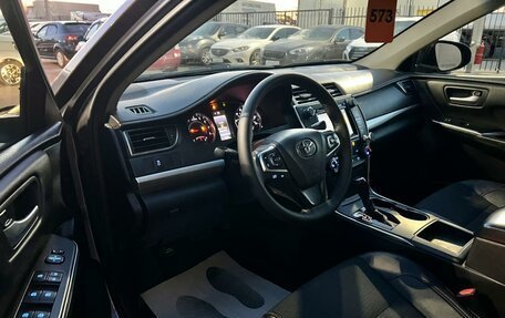 Toyota Camry, 2017 год, 1 899 999 рублей, 10 фотография