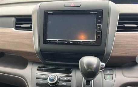 Honda Freed II, 2022 год, 1 635 600 рублей, 6 фотография