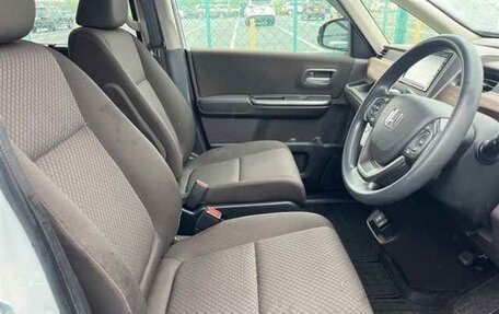 Honda Freed II, 2022 год, 1 635 600 рублей, 7 фотография