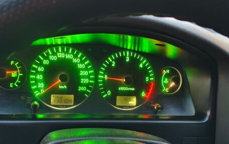 Toyota Avensis III рестайлинг, 1999 год, 240 000 рублей, 9 фотография