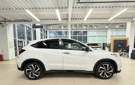 Honda Vezel, 2018 год, 1 999 000 рублей, 7 фотография