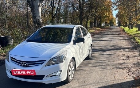 Hyundai Solaris II рестайлинг, 2014 год, 1 180 000 рублей, 2 фотография