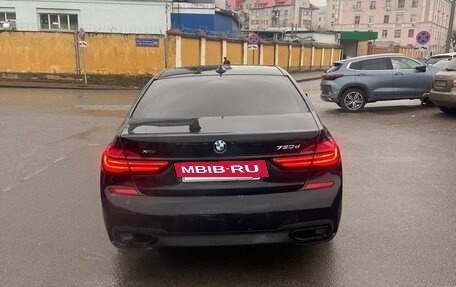 BMW 7 серия, 2018 год, 2 500 000 рублей, 3 фотография