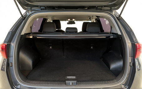 KIA Sportage IV рестайлинг, 2018 год, 1 995 000 рублей, 10 фотография