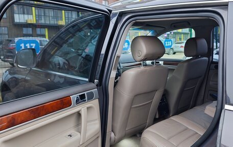 Volkswagen Touareg III, 2008 год, 1 300 000 рублей, 19 фотография